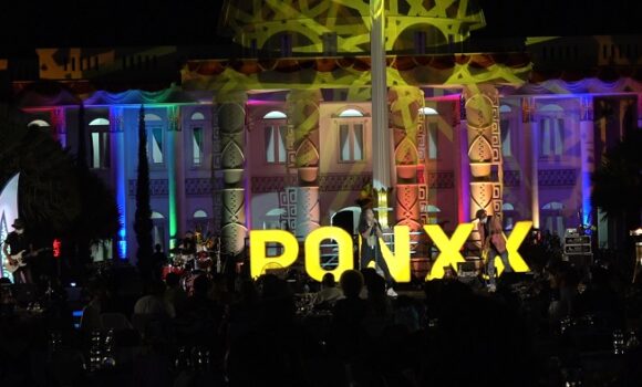 ngeSlank Di Gala Dinner Pon XX Papua