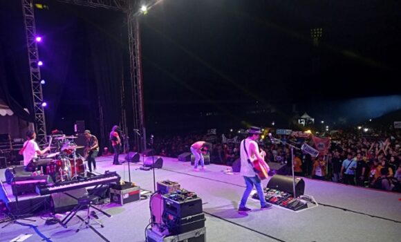 Nyanyian Kemerdekaan Bersama Slank