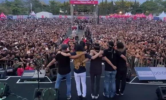 Slank Bikin Happy Kota Bima