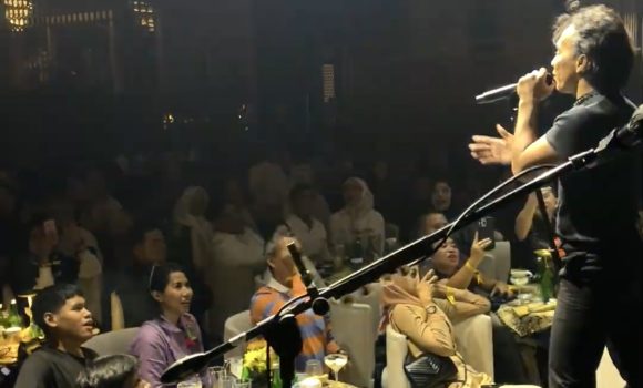 Konser Intimate Slank Di Parle