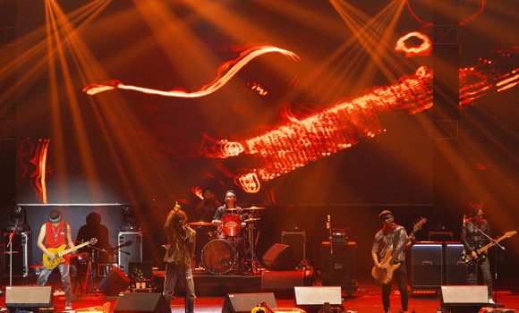 Slank Menutup Dalawampu 2025 Dengan Keceriaan