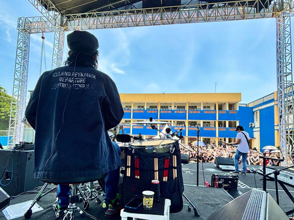 Slank Di Pensi Sekolah Pilar Indonesia